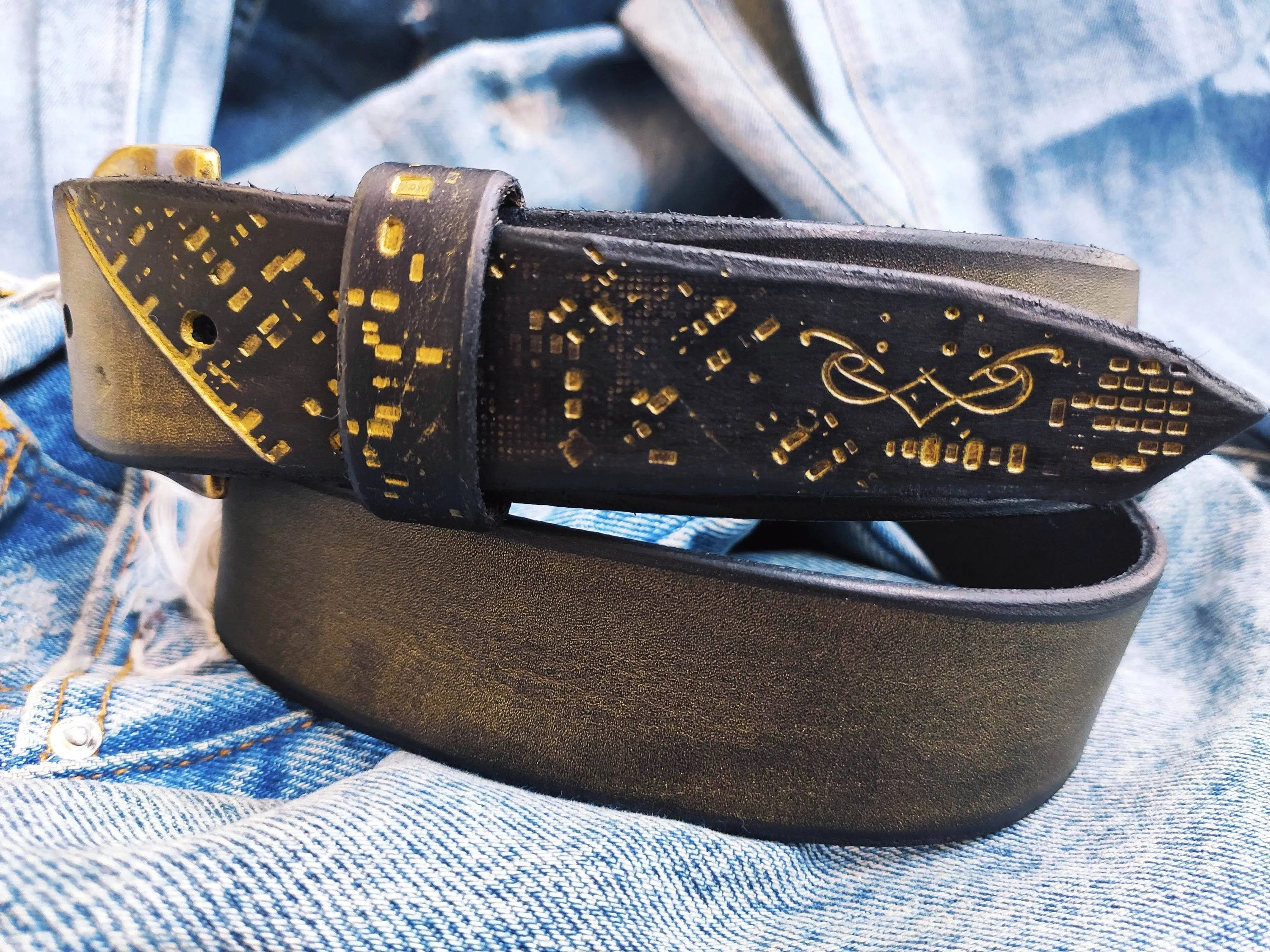 Gorgeous Black and Gold Leather Belt - Elegant Computer Card Design - Gift for Her by Ishaor
