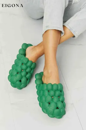 Laid Back Bubble Slides in Green