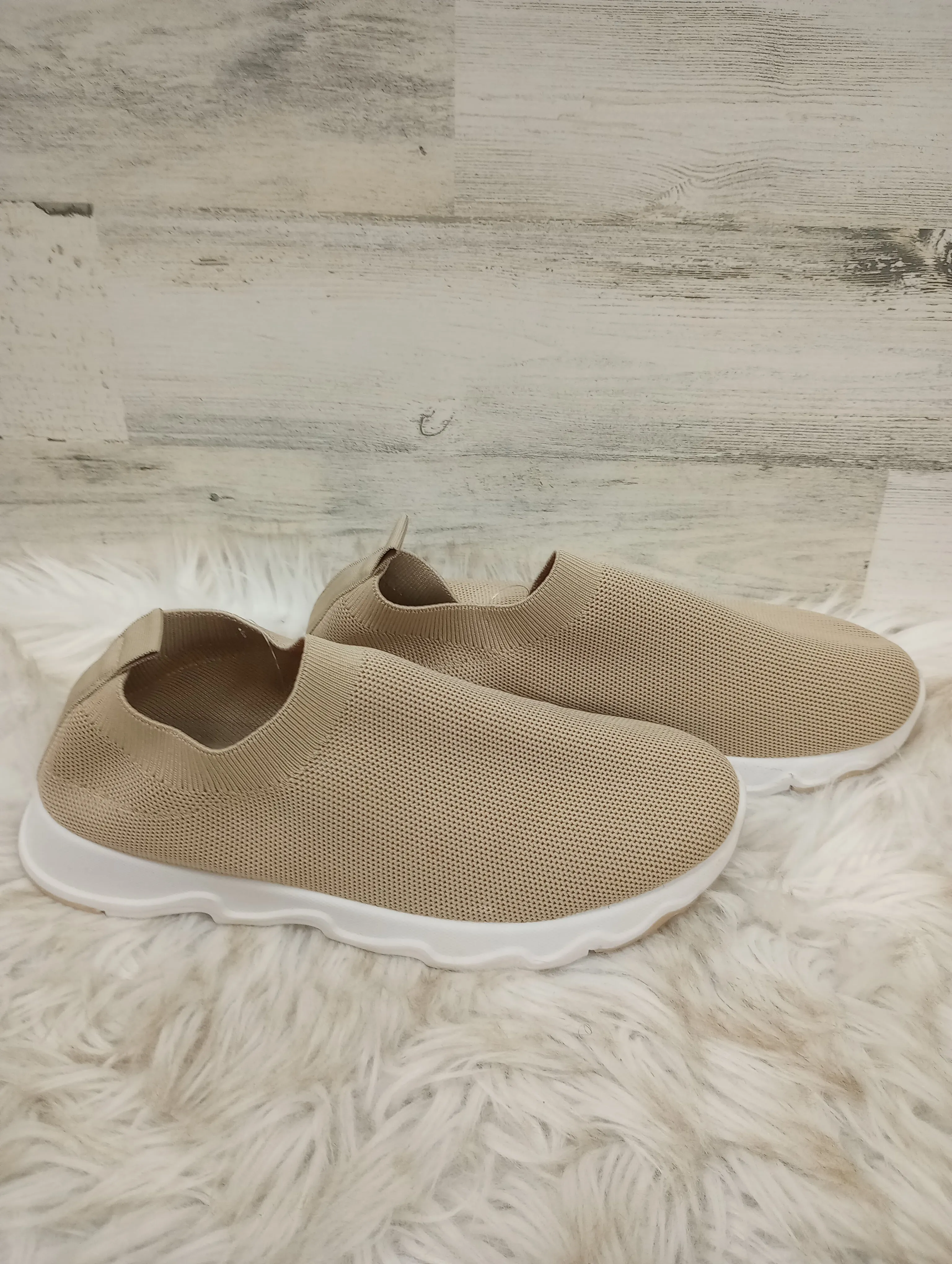 Shoes Flats Other By Tommy Bahama  Size: 10