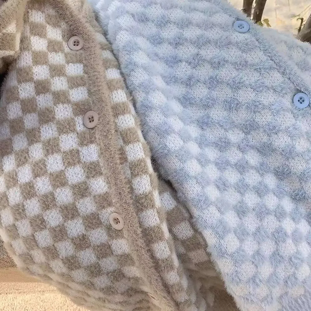 Soft Checker Cardigan