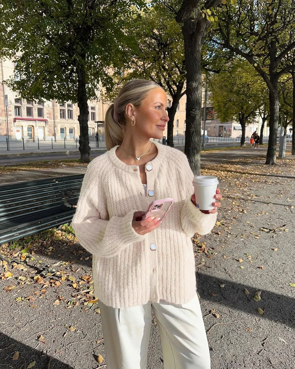 Womens 2024 Fall Cardigan Sweater Soft Chunky Knit Cardigan Crewneck Button Down Cropped Cardigan Outwear